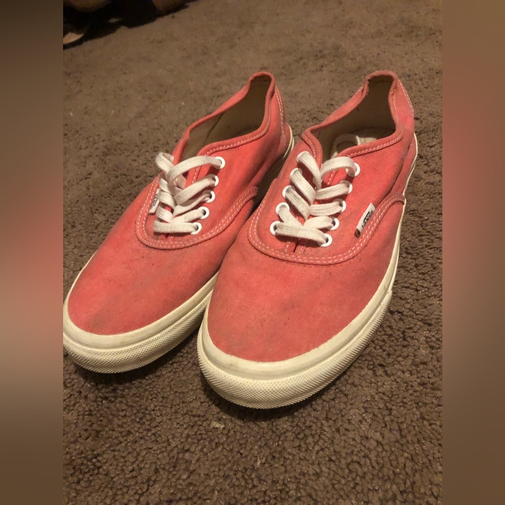 Women’s size 8 coral vans worn like twice